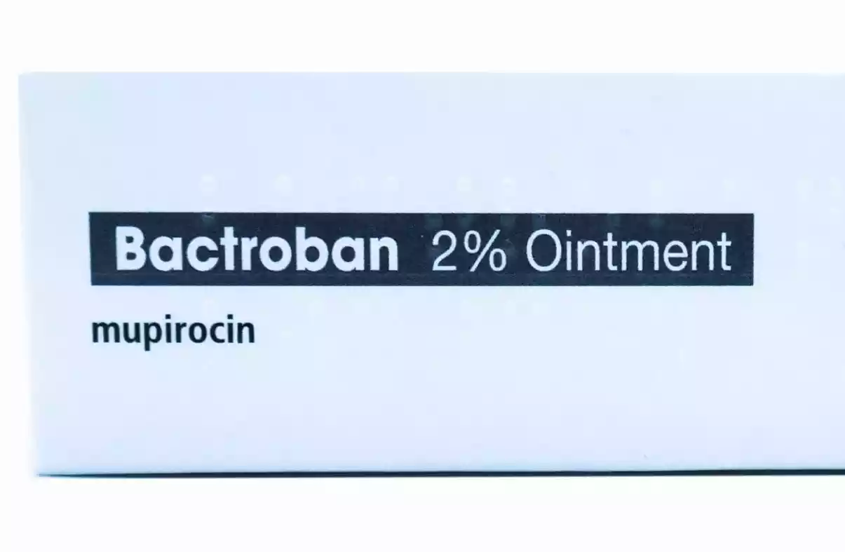 Φάρμακο Bactroban (μουπιροσίνη): Μάθετε τα πάντα για τις χρήσεις του.