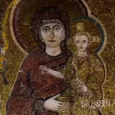 Panagia Angeloktisti mosaic showing detailed Byzantine craftsmanship in gold and vibrant colors