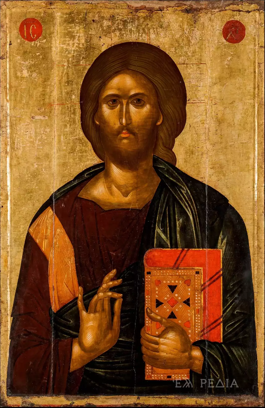 The image of the Pantokrator of Akotantos combines spirituality with technical perfection