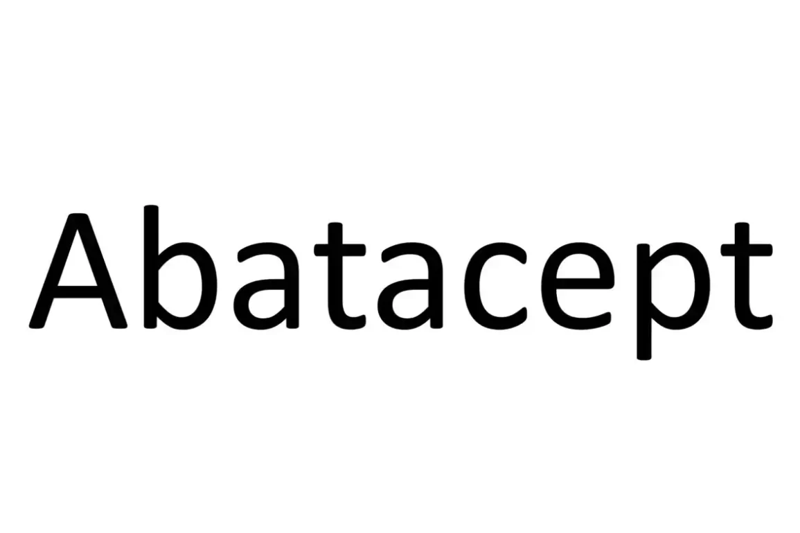 vial de inyección de abatacept, que representa opciones de tratamiento para enfermedades autoinmunes.